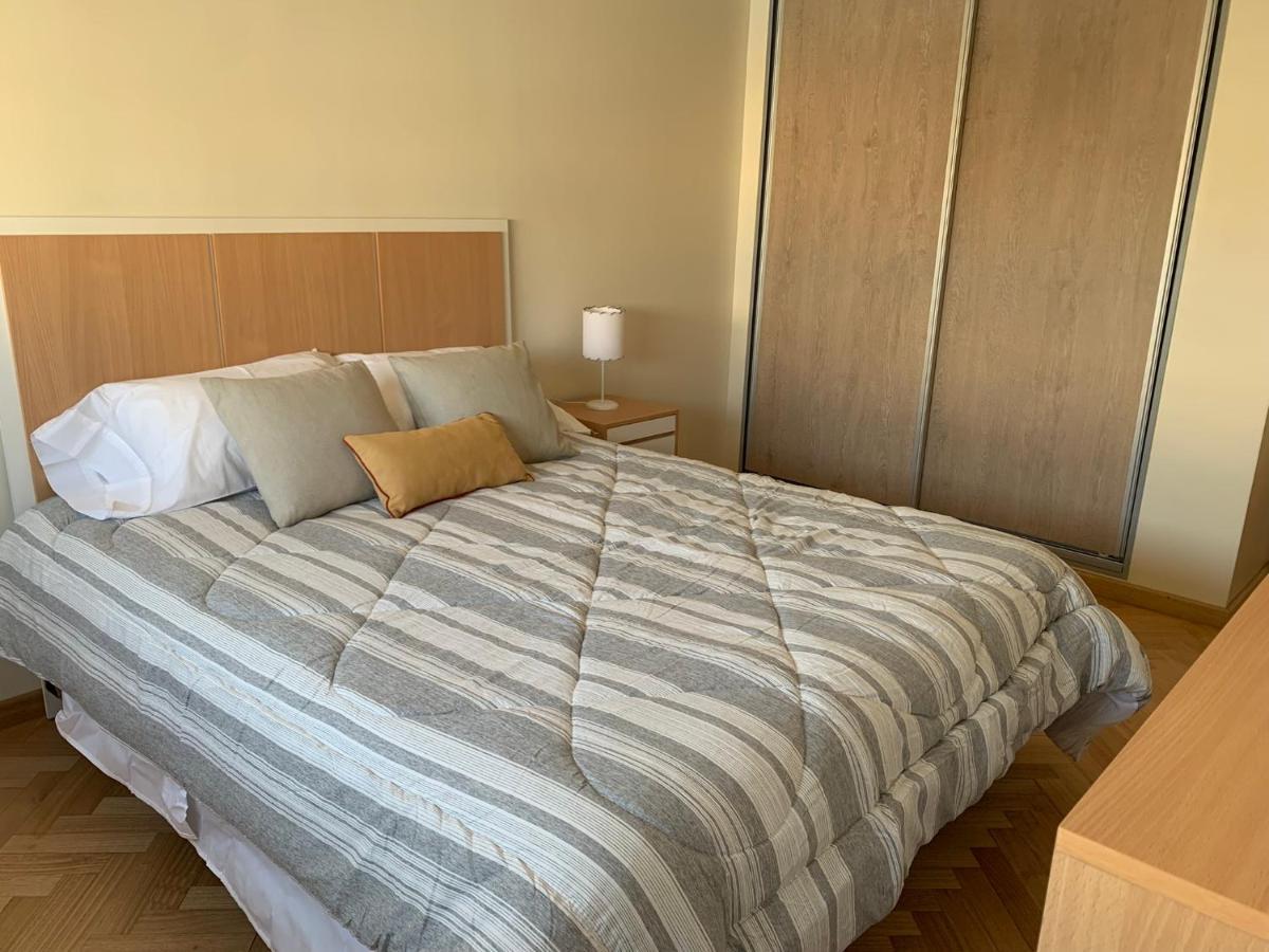 3 Amplios Ambientes Excelente Ubicacion-Avenida Corrientes Almagro- Cerca De Todo Lejlighed Buenos Aires Eksteriør billede