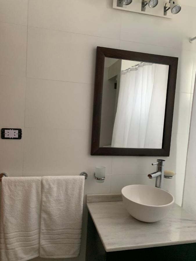 3 Amplios Ambientes Excelente Ubicacion-Avenida Corrientes Almagro- Cerca De Todo Lejlighed Buenos Aires Eksteriør billede